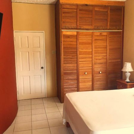 Yaad Hostelモンテゴ・ベイ エクステリア 写真