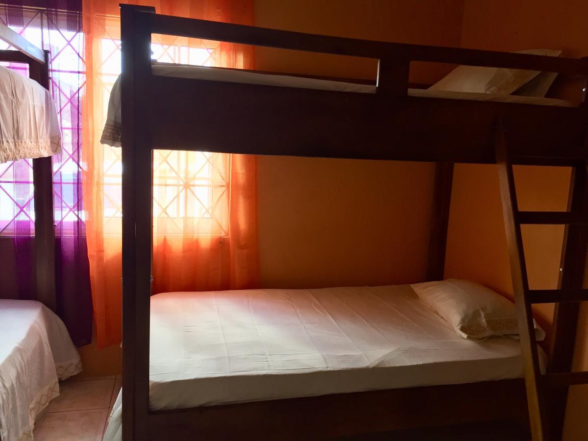 Yaad Hostelモンテゴ・ベイ エクステリア 写真