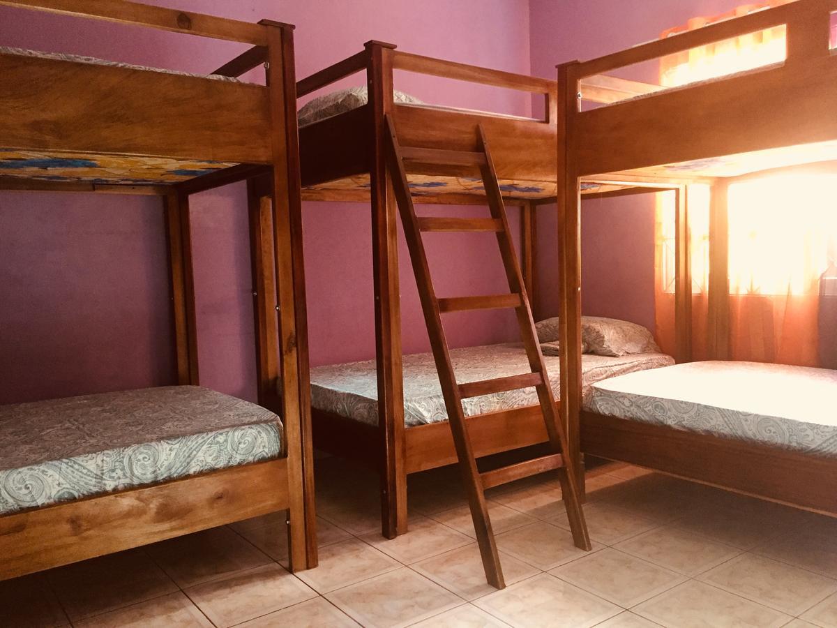 Yaad Hostelモンテゴ・ベイ エクステリア 写真