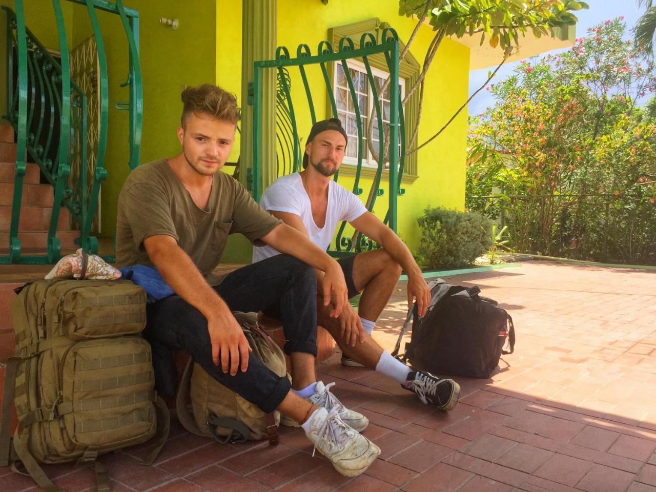 Yaad Hostelモンテゴ・ベイ エクステリア 写真